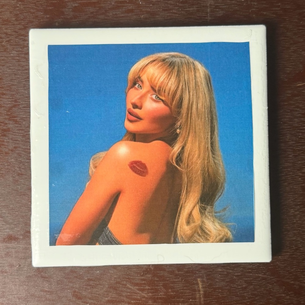 Album coaster - Sabrina carpenter